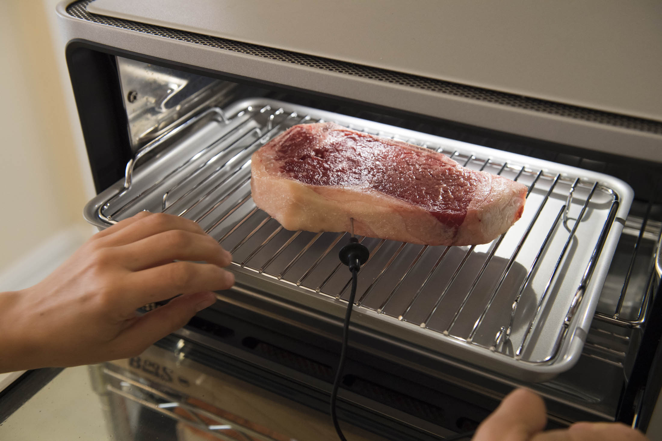 June Oven Review: Can This Device Really Replace Home Cooks? - Bloomberg