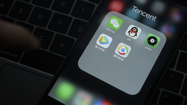 Bloomberg business news