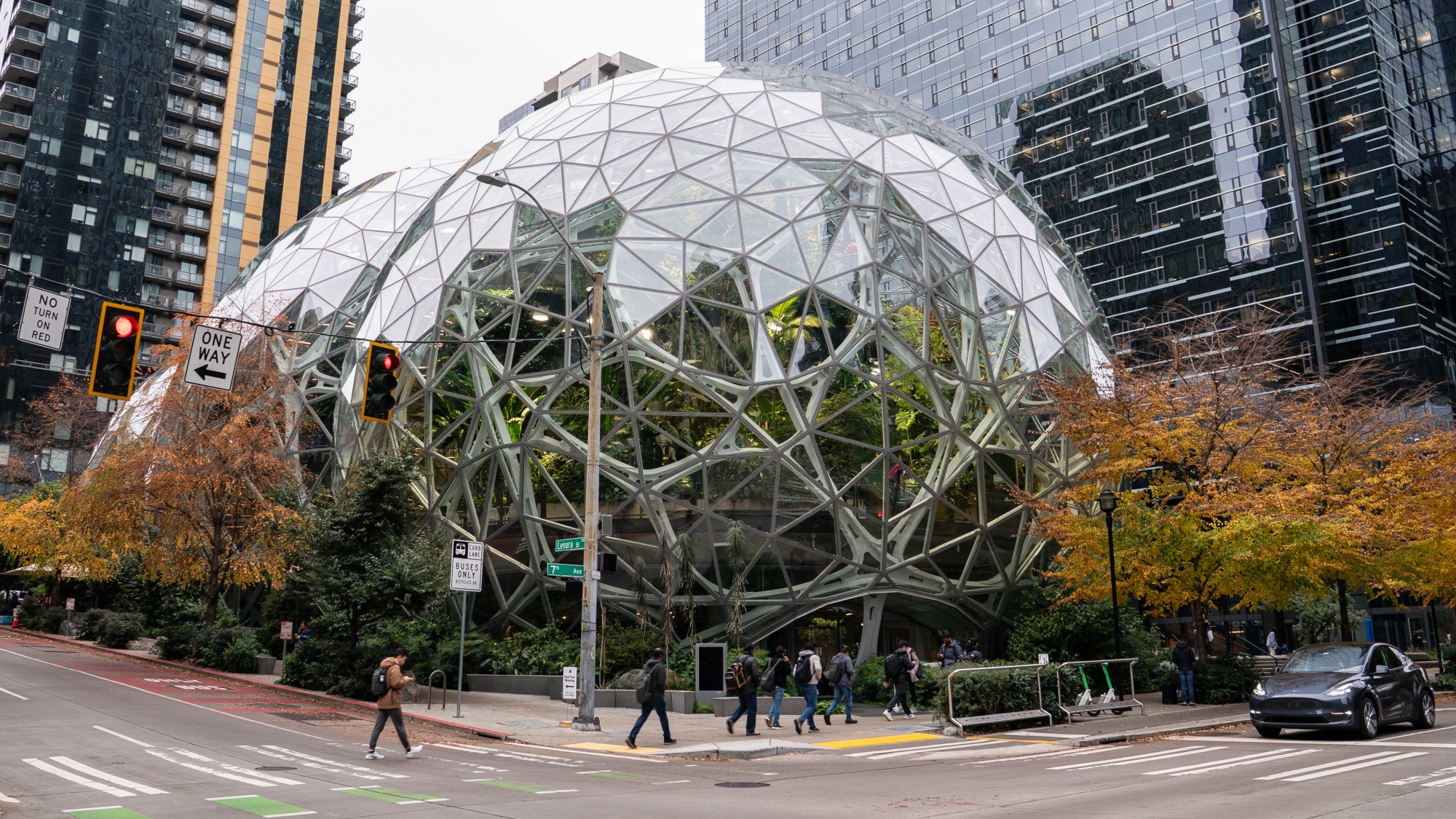 AMZN: Amazon.com Inc Stock Price Quote - NASDAQ GS - Bloomberg