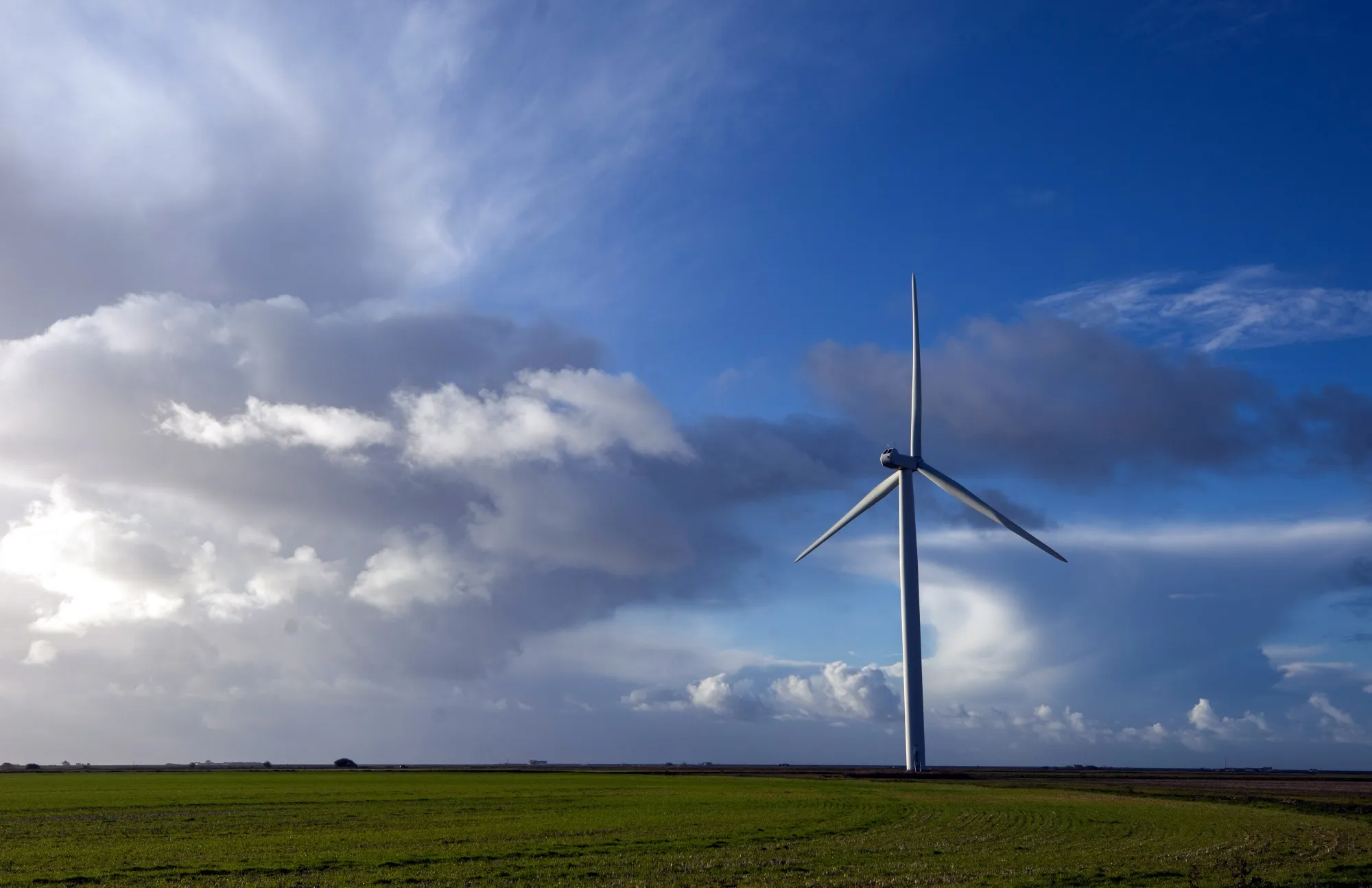 U.K. Grid Prepares for Tighter Power Margins This Winter