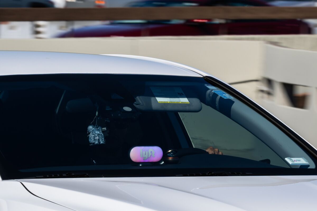 Lyft Working on Teen Rides Feature as It Plays Catch-Up With Uber Lyft Working on Teen Rides Feature as It Plays Catch-Up With Uber