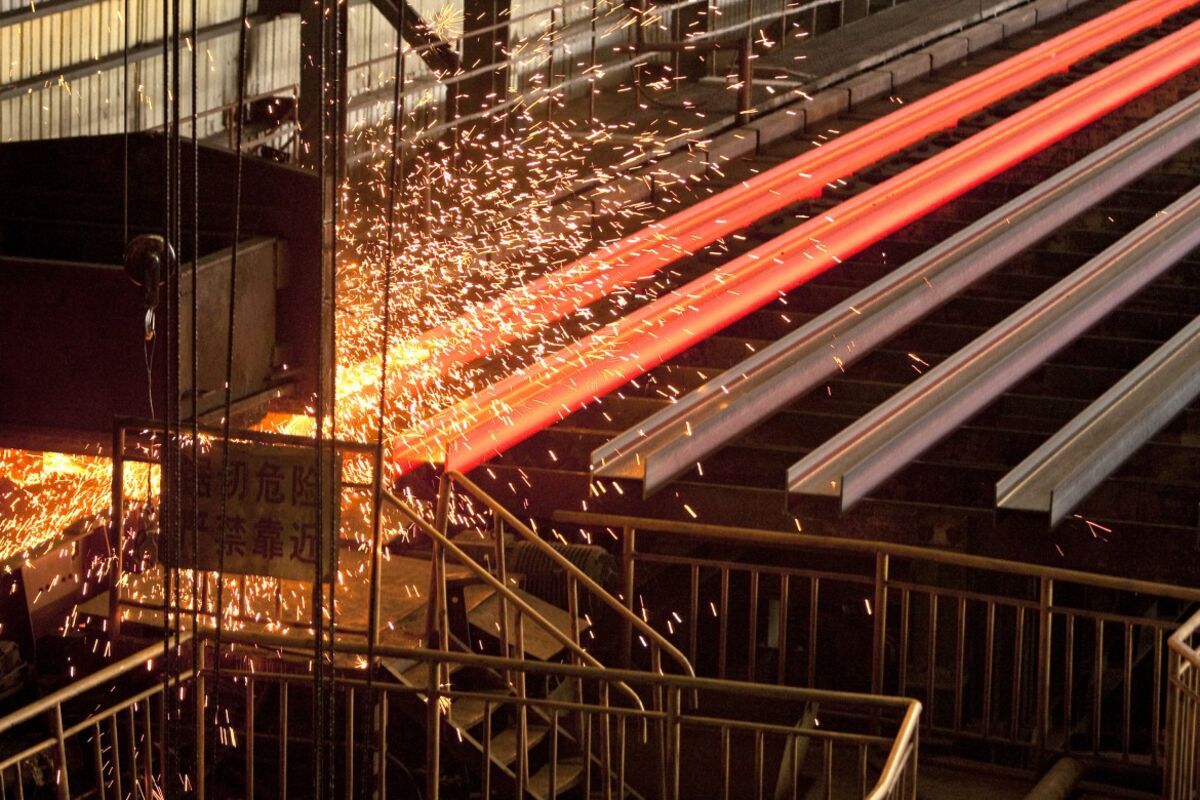 ⚫️ BLOOMBERG: "Il prezzo del minerale di ferro scende per la sesta giornata consecutiva a causa delle misure cinesi sulla produzione d'acciaio"