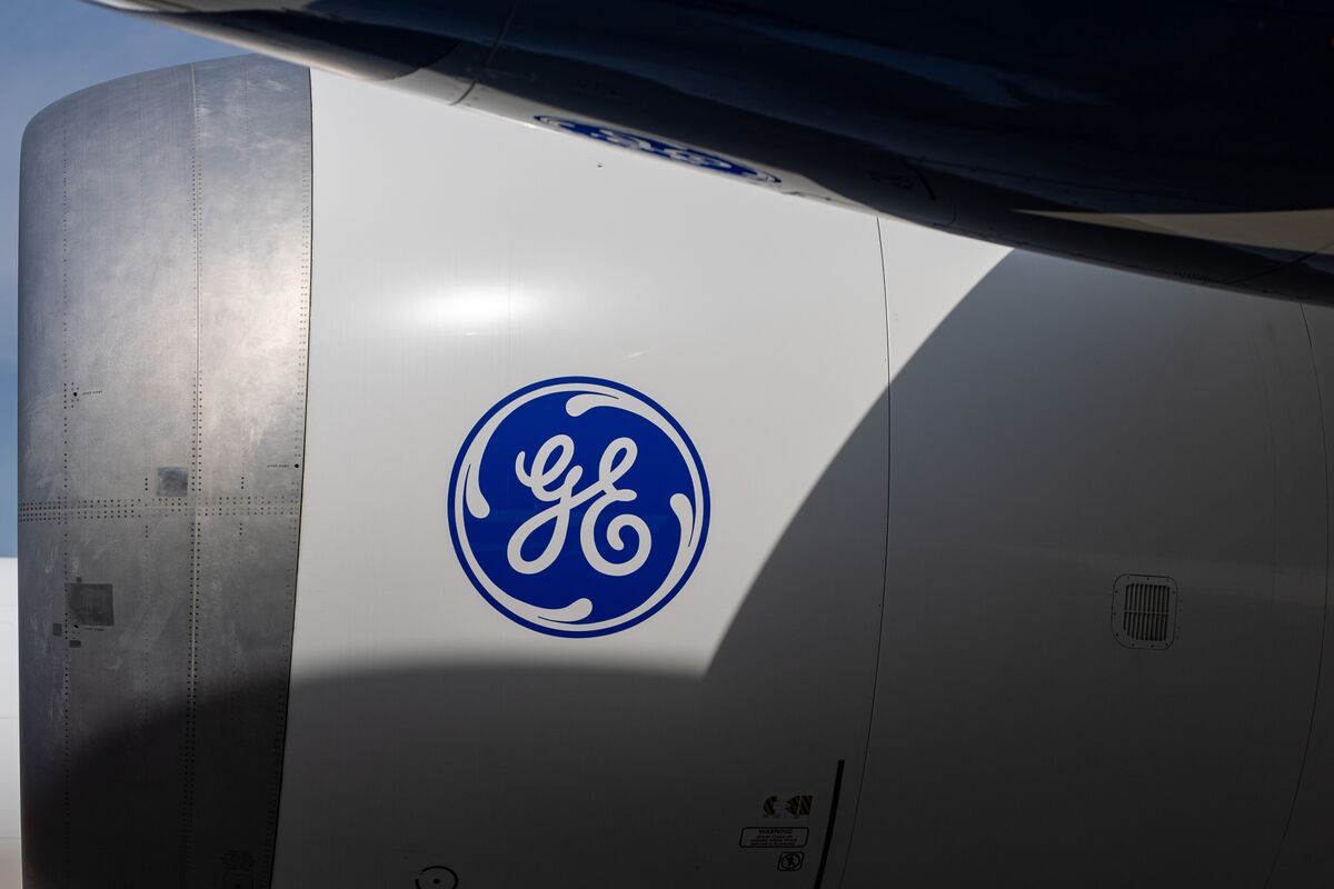 GE Aerospace Boosts Profit Outlook With Aviation Holding Strong