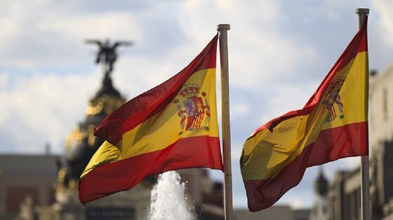 Spain Unveils $85 Billion Stimulus to Aid Fragile Recovery