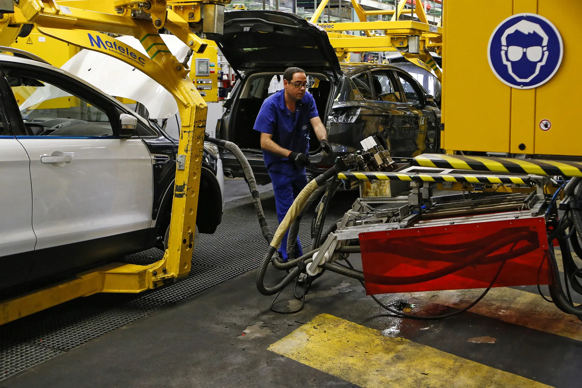 1485422245_SPAIN_EMPLOYMENT_MANUFACTURING