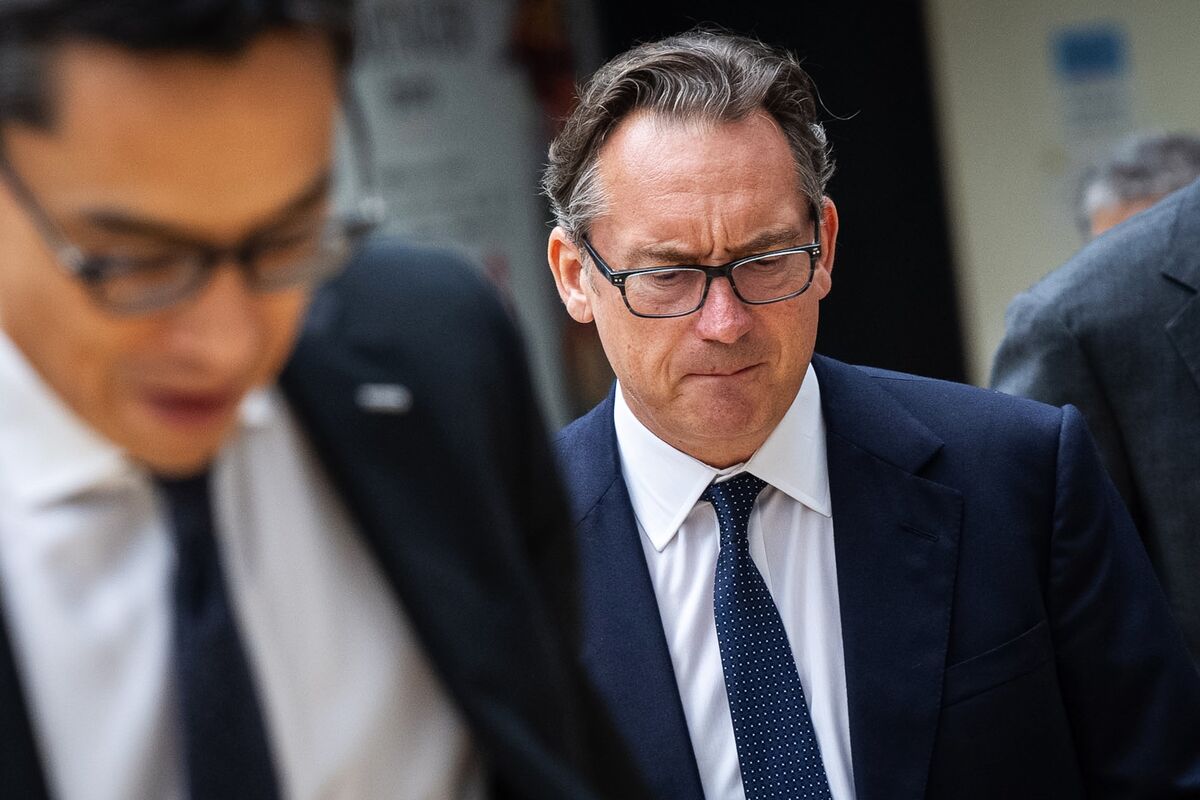Segantii’s Simon Sadler Faces Grilling in Insider Trading Trial