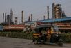 Oil Refineries in Mumbai as India Wants Crude Near $80 for Consumer Comfort