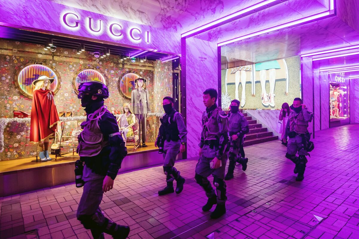 Gucci Struggles as Pandemic Keeps Tourists Home - WSJ