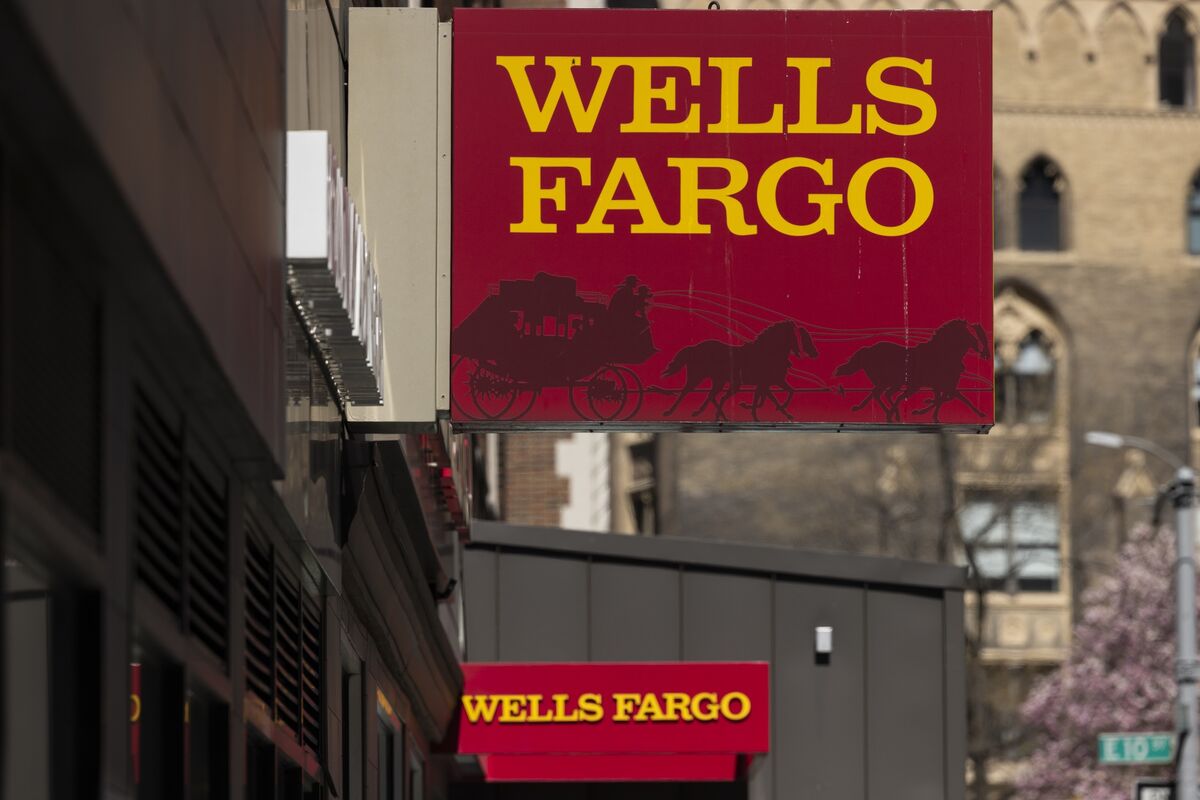 Credit Suisse Loses Investment Banker Jill Ford to Wells Fargo