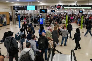 One In Ten Airport Screeners Skip Work As Funding Fight Drags On