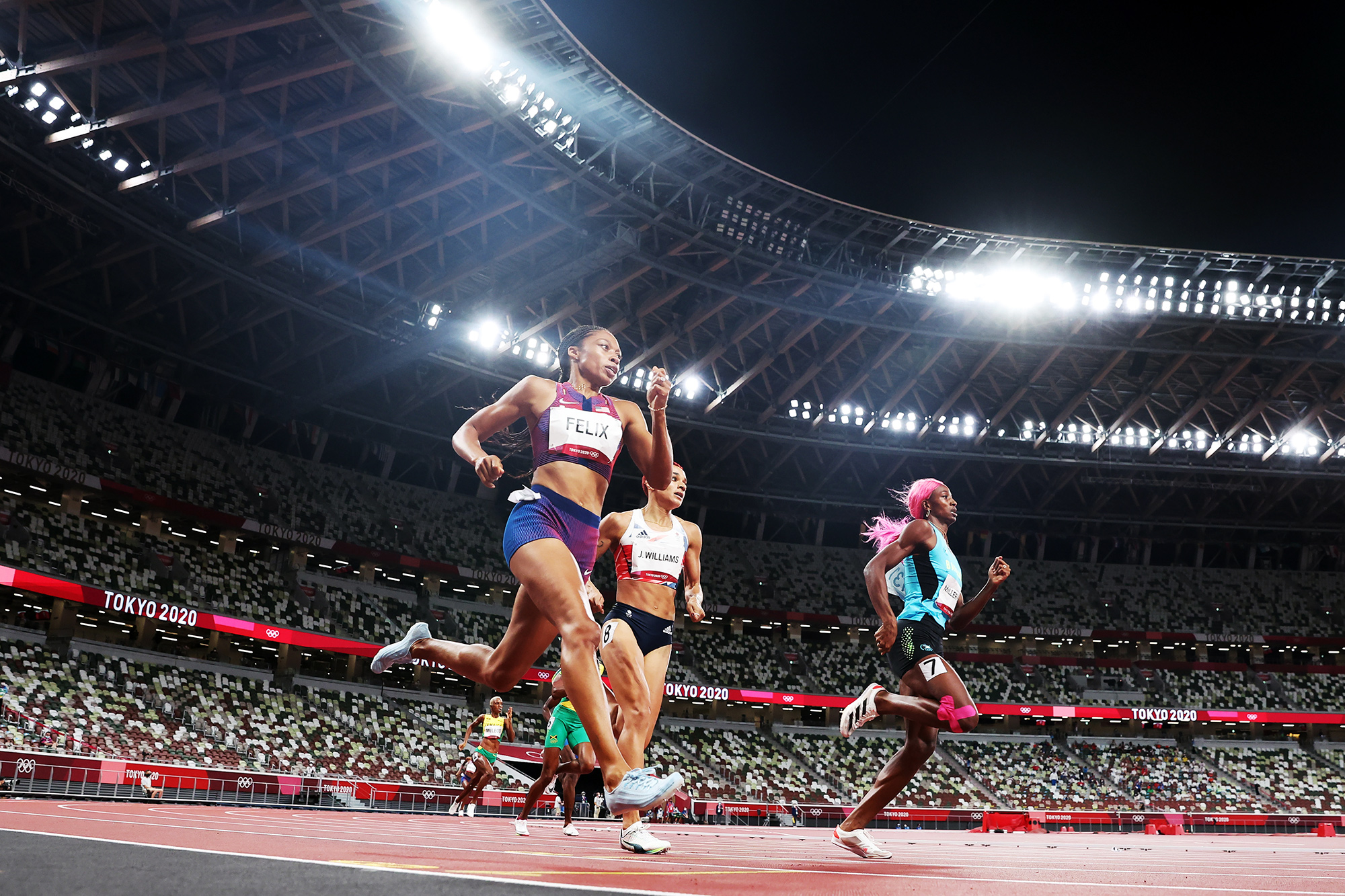 Allyson Felix Wins 400-Meter Bronze in Her Own Shoes, Not Nike (NKE) -  Bloomberg