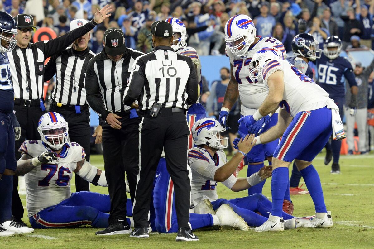 Are the Buffalo Bills the Titans' biggest rival? Let's evaluate.