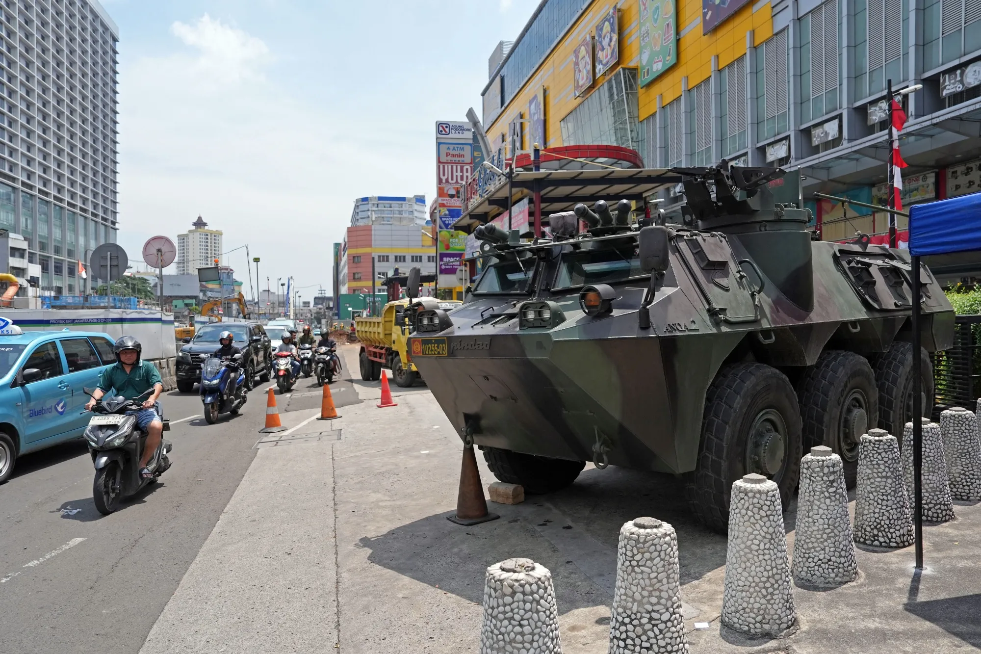 An Indonesian Army armored personnel carrier outside a shopping center in the Chinatown district in Jakarta, on&nbsp;Aug. 31.