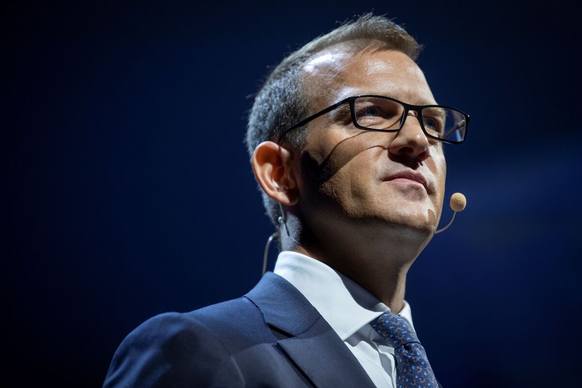 Casino Seals Deal With Kretinsky That Will End Naouri’s Era