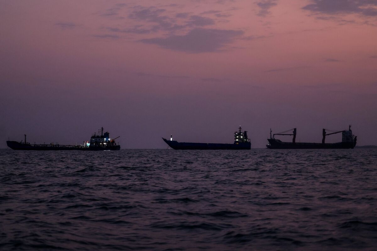 bloomberg.com - Alex Longley - The Tanker Tycoon's WhatsApps Driving a Disputed Oil Benchmark