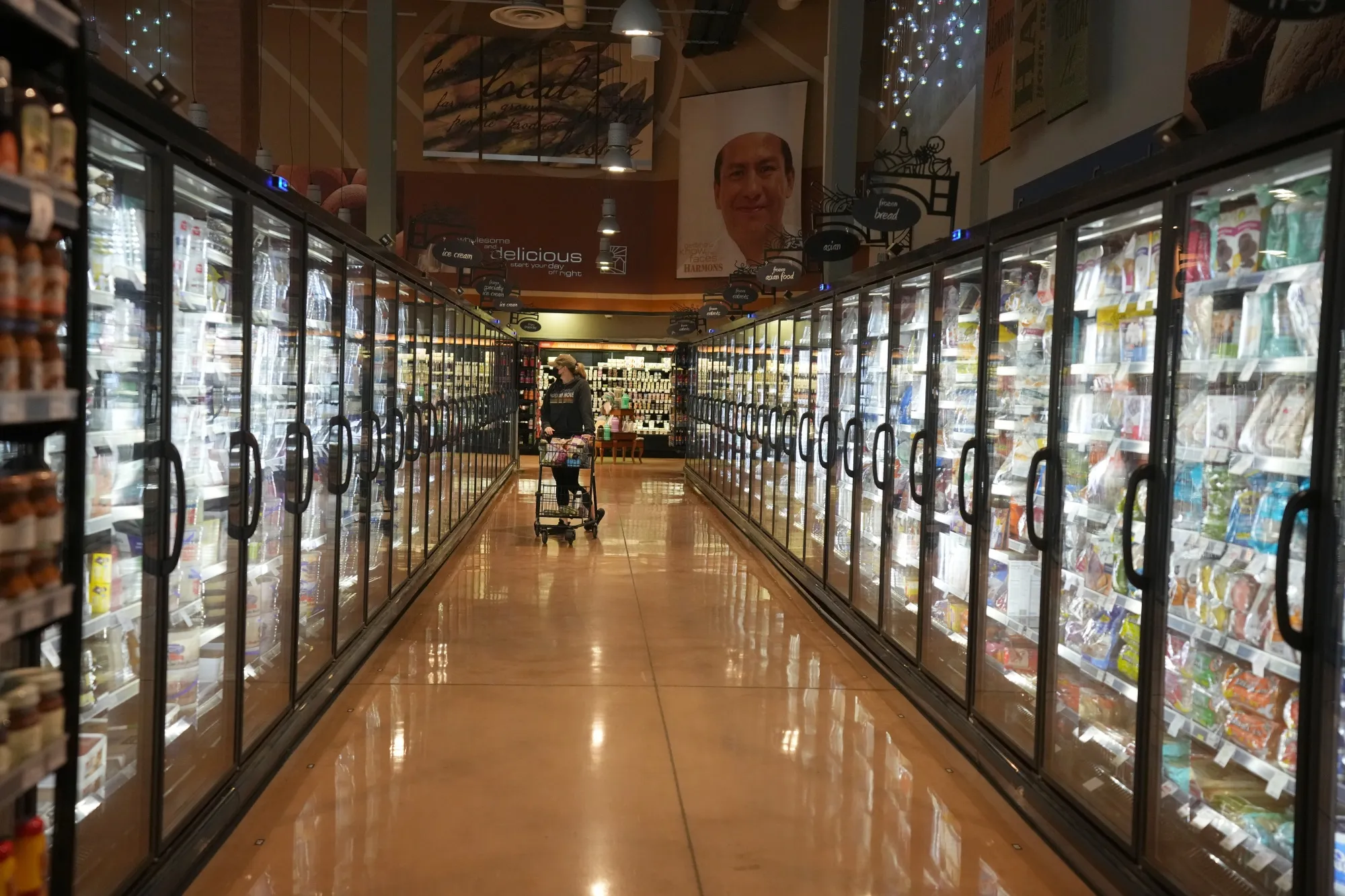 A&nbsp;grocery store in Salt Lake City, Utah, U.S.