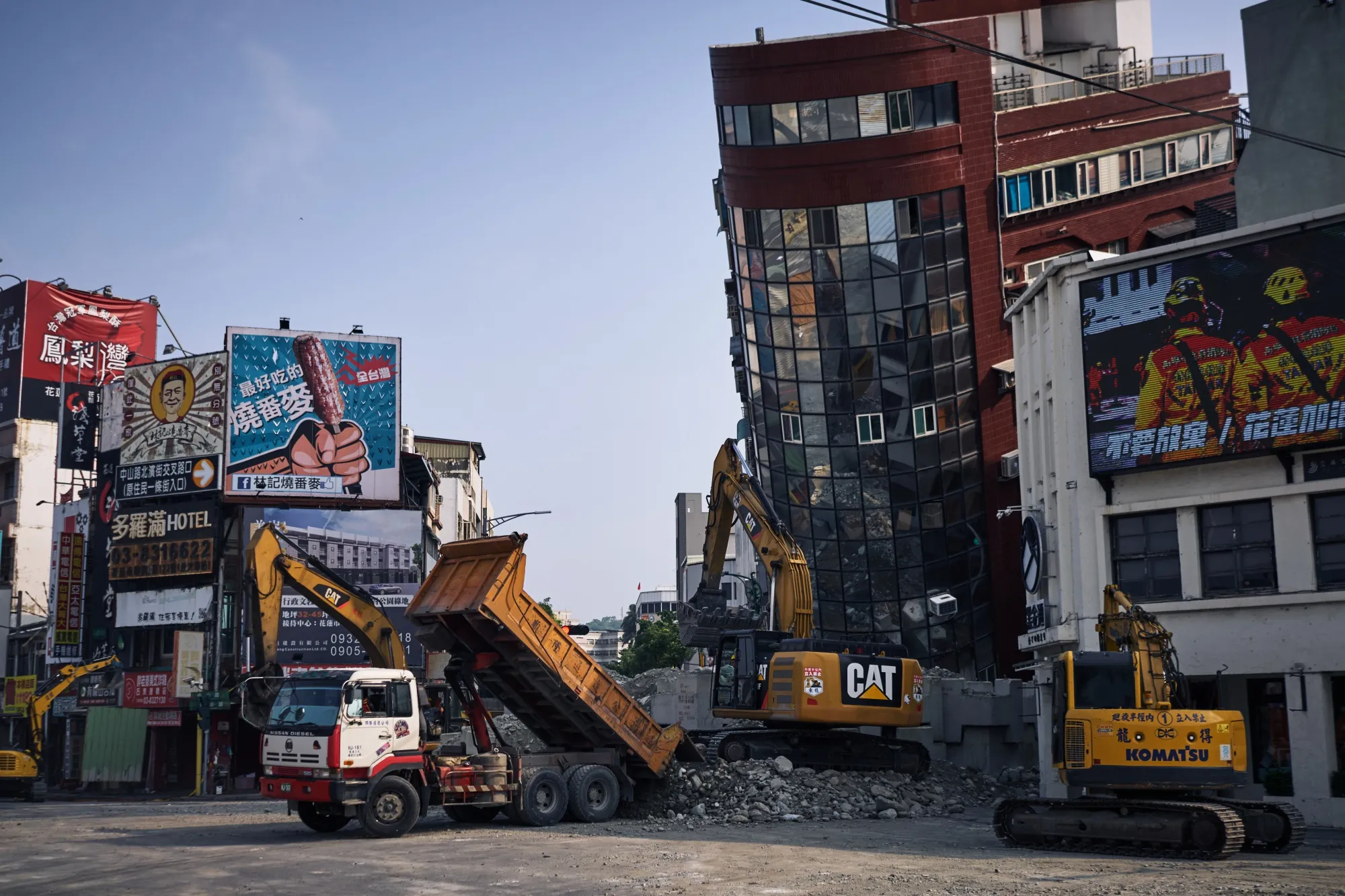 Damaged buildings following an earthquake earlier this week in Hualien, Taiwan. The island’s semiconductor industry restarted operations as Taiwan&nbsp;began&nbsp;to recover from its worst earthquake in 25 years.