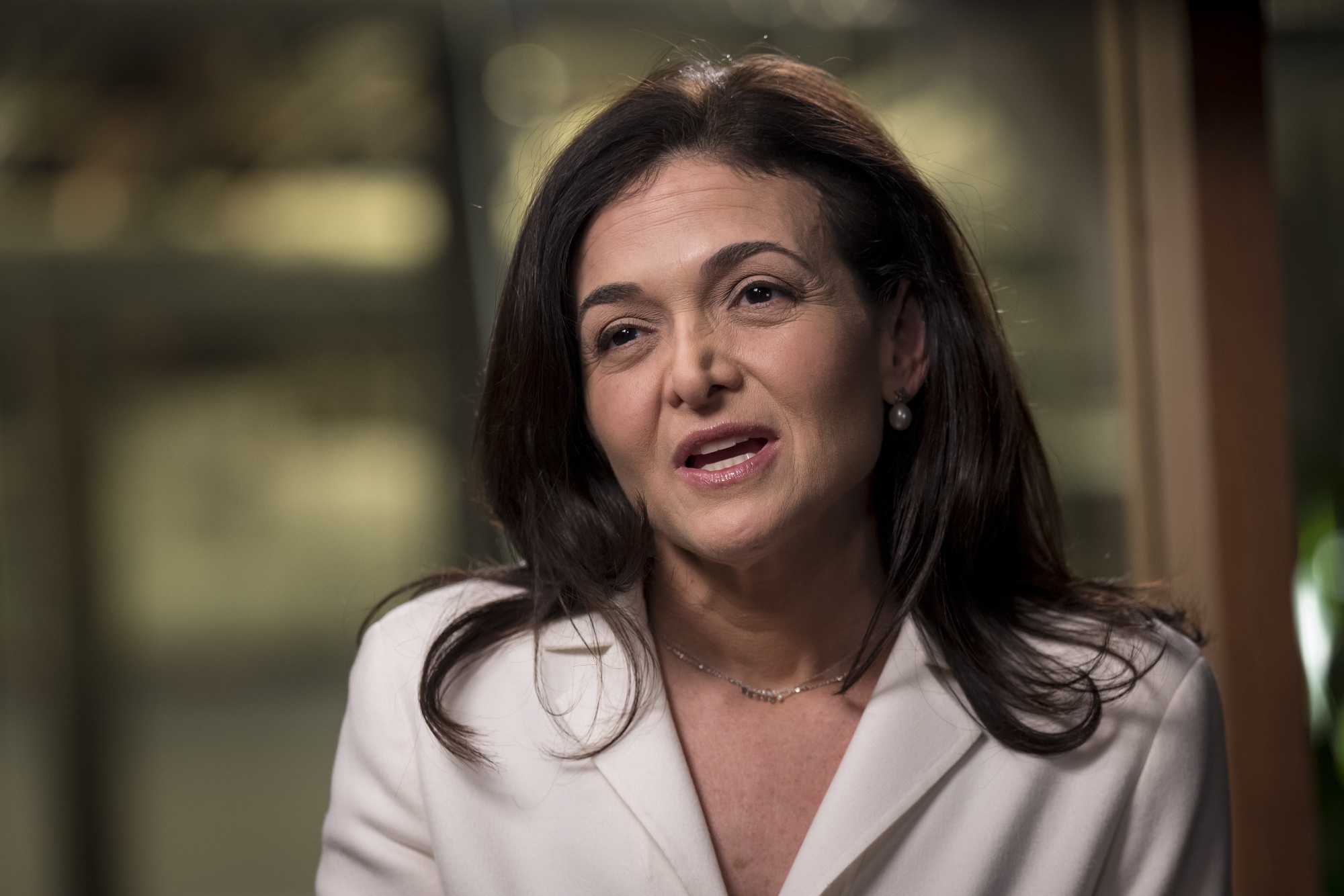 Sheryl Sandberg: Facebook COO back Yahoo! chief Marissa Mayer following  controversial work-from-home ban
