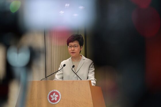 Hong Kong Leader Offers No New Concessions, Risking More Violence