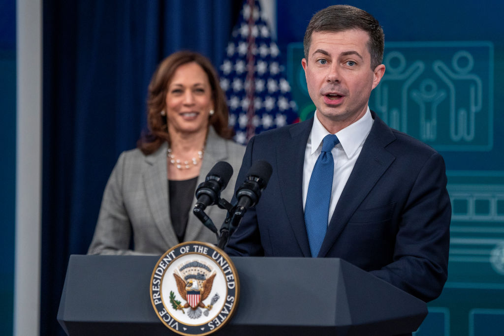 Who Will Harris Pick for VP? Pete Buttigieg Is the Best Choice - Bloomberg