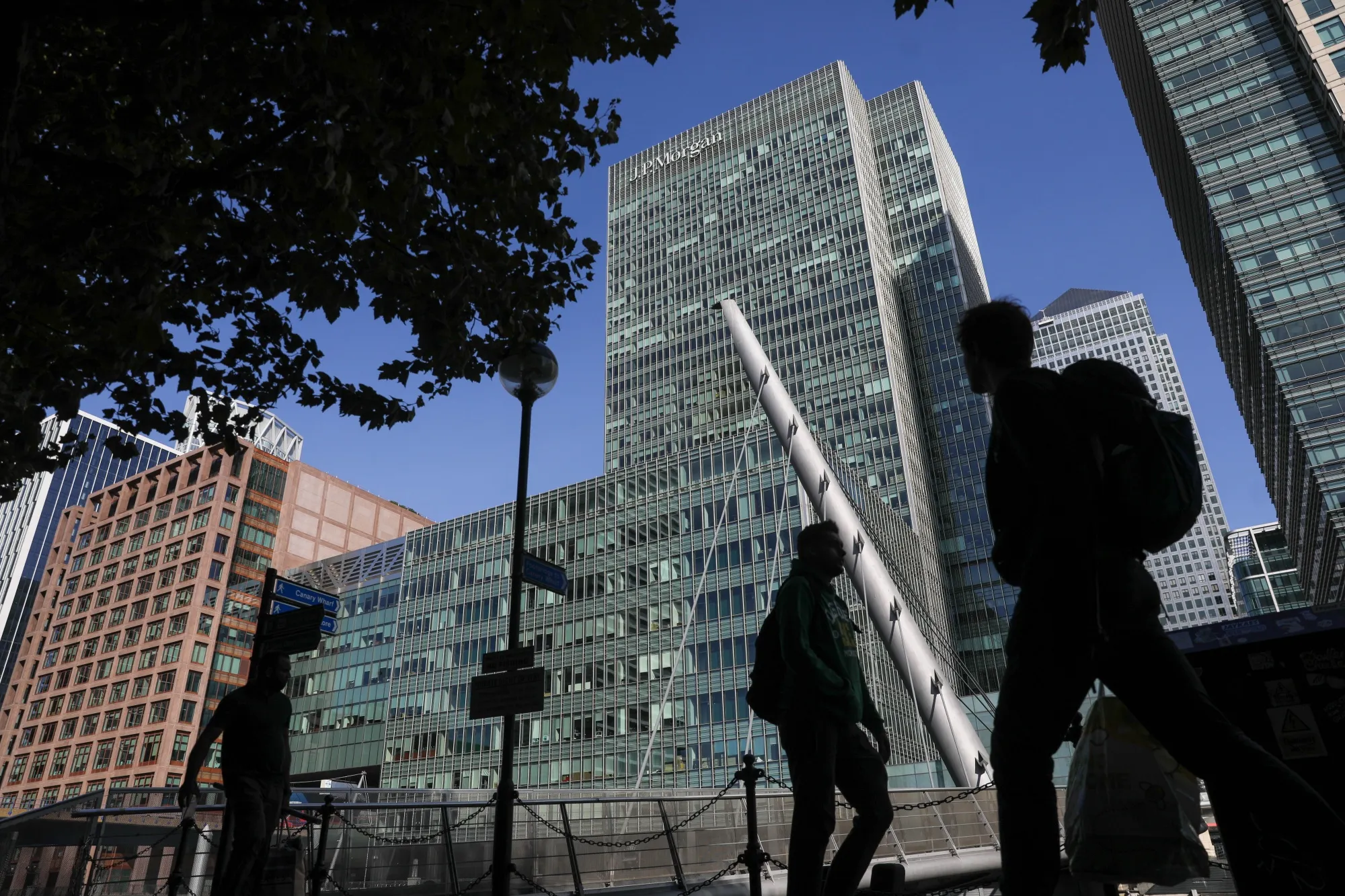 The UK&nbsp;offices of JPMorgan Chase &amp; Co. bank in the Canary Wharf district of London.