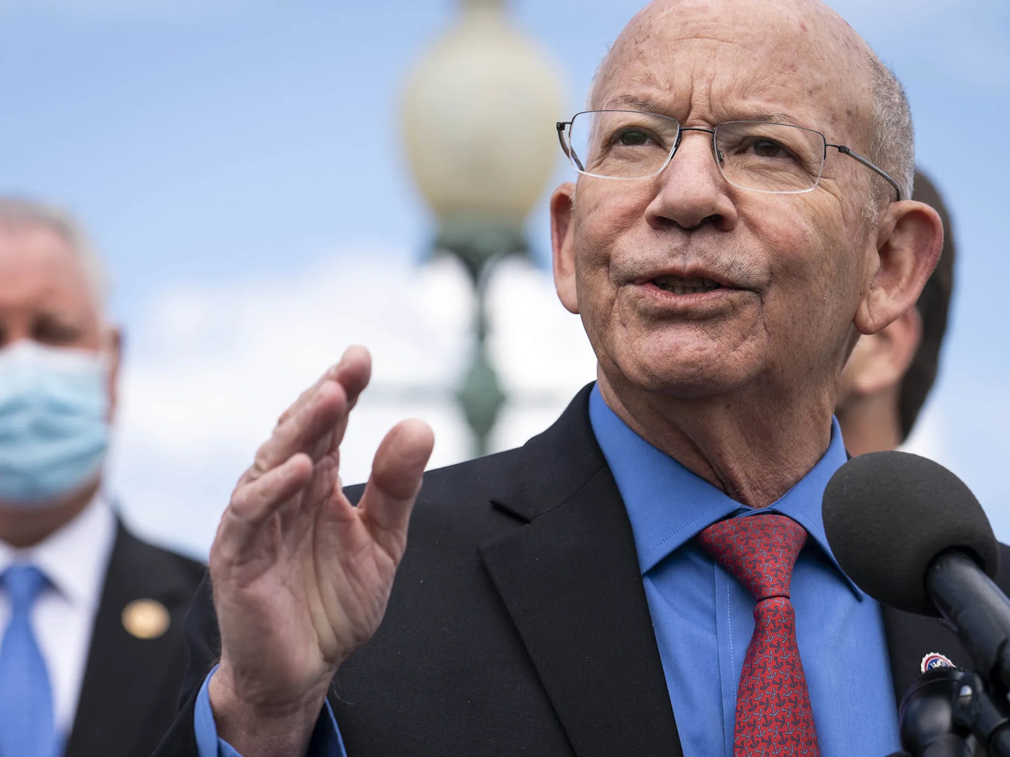 Peter DeFazio