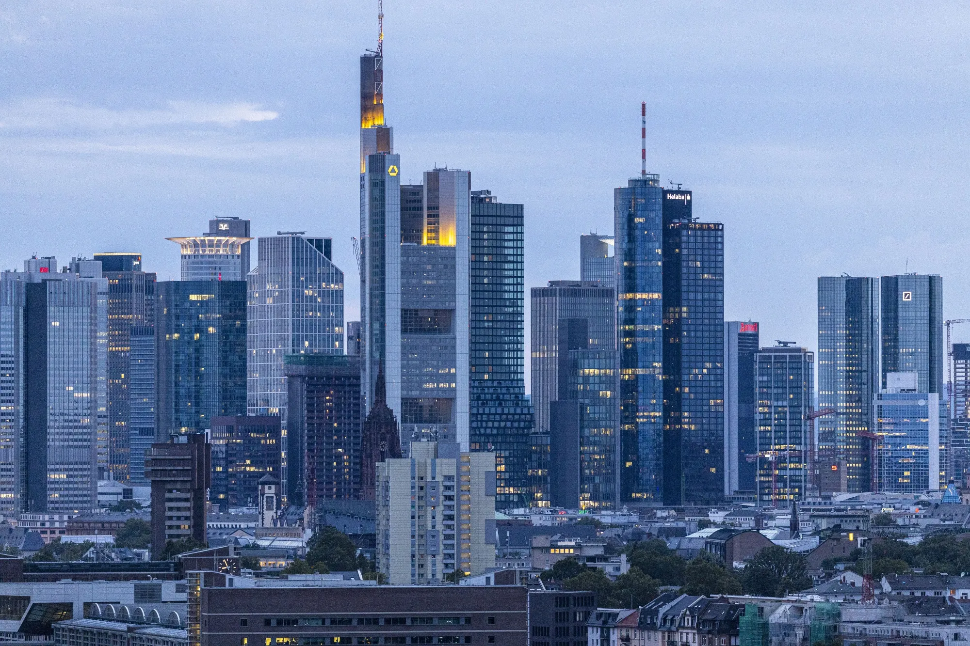 German Economic Reversal Piles Pressure on Chancellor Merkel for Stimulus