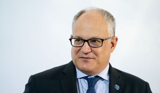 Bank of Italy Veteran in Frame to Be Draghi’s Finance Minister