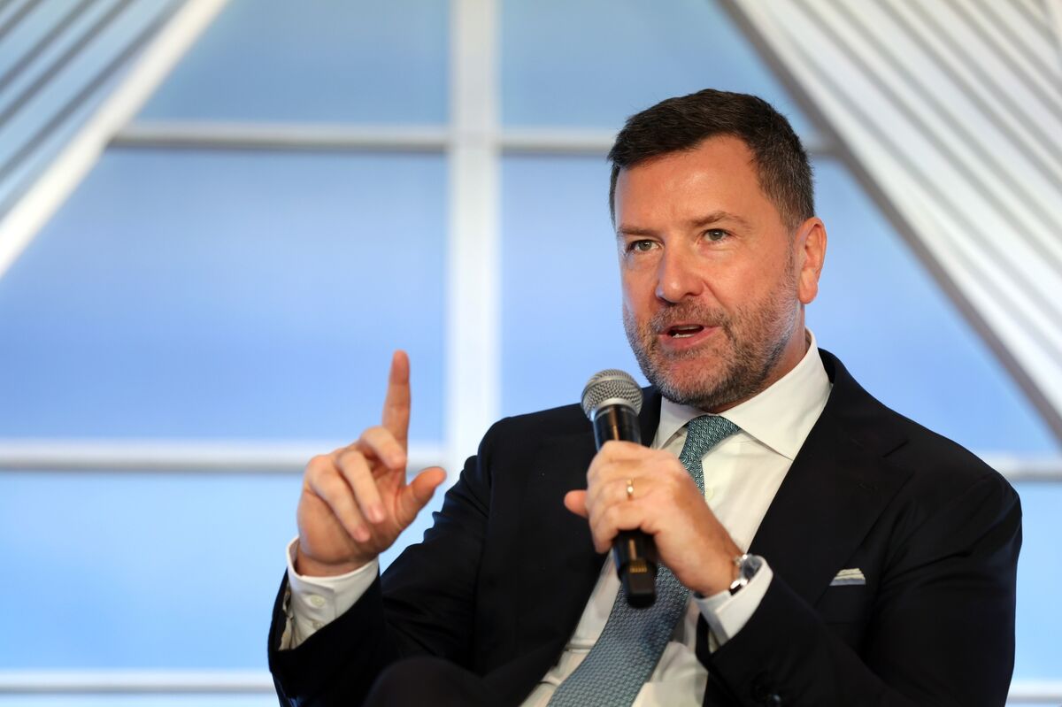 assets.bwbx.io image