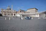 St. Peter's Square remains closed due to measures to control the spread of coronavirus, Vatican City.&nbsp;