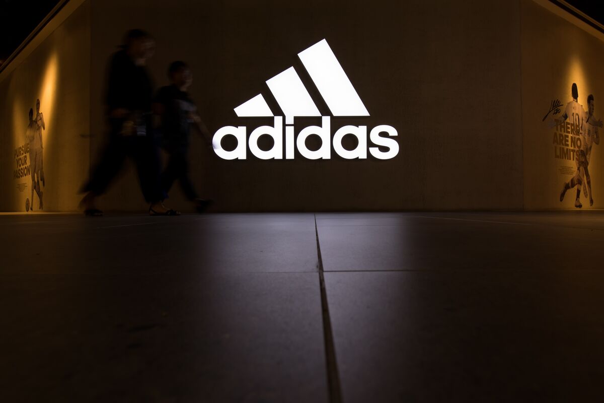 Adidas HR Chief Leaves After Criticism 