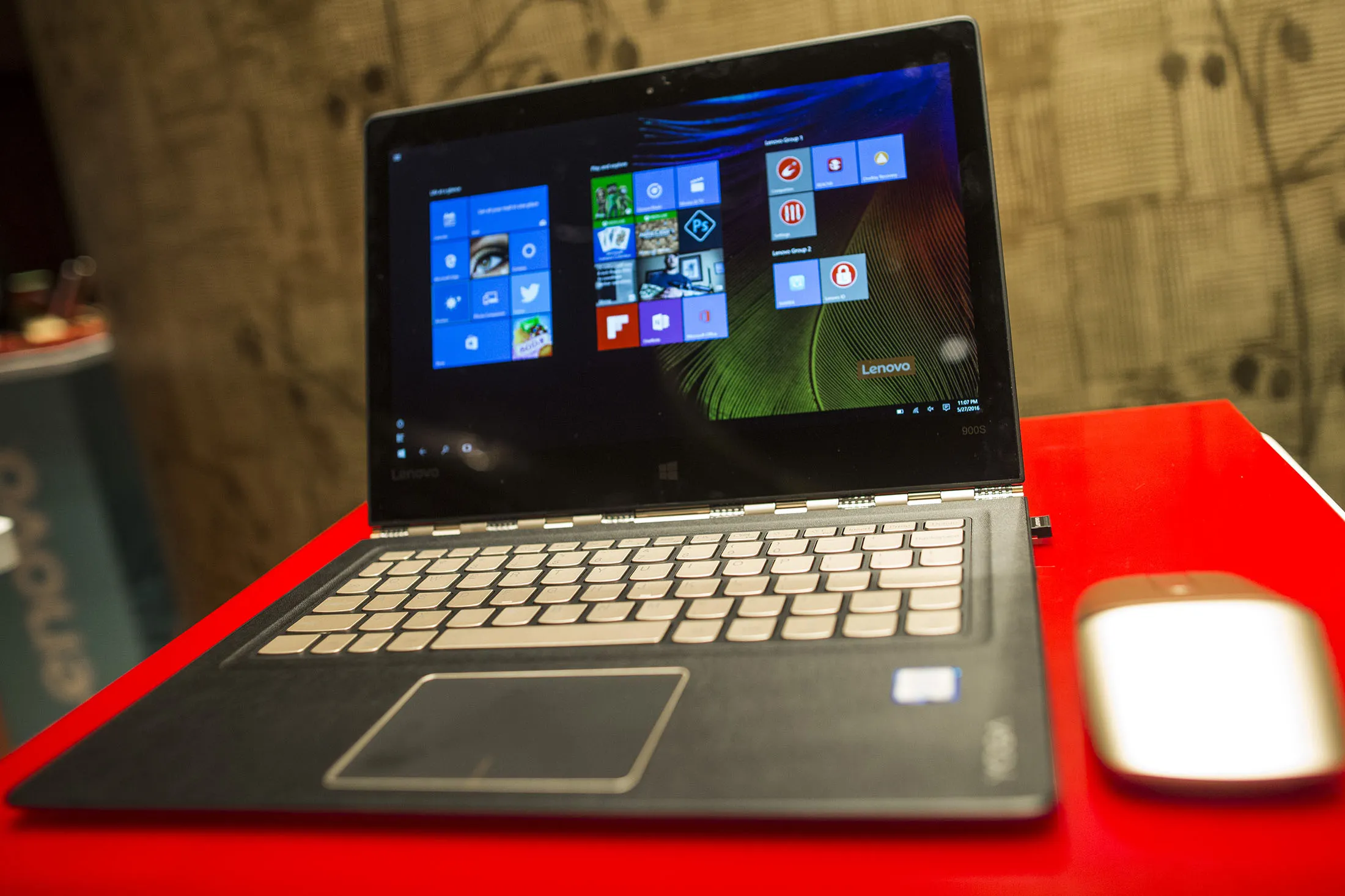 1503015262_lenovo