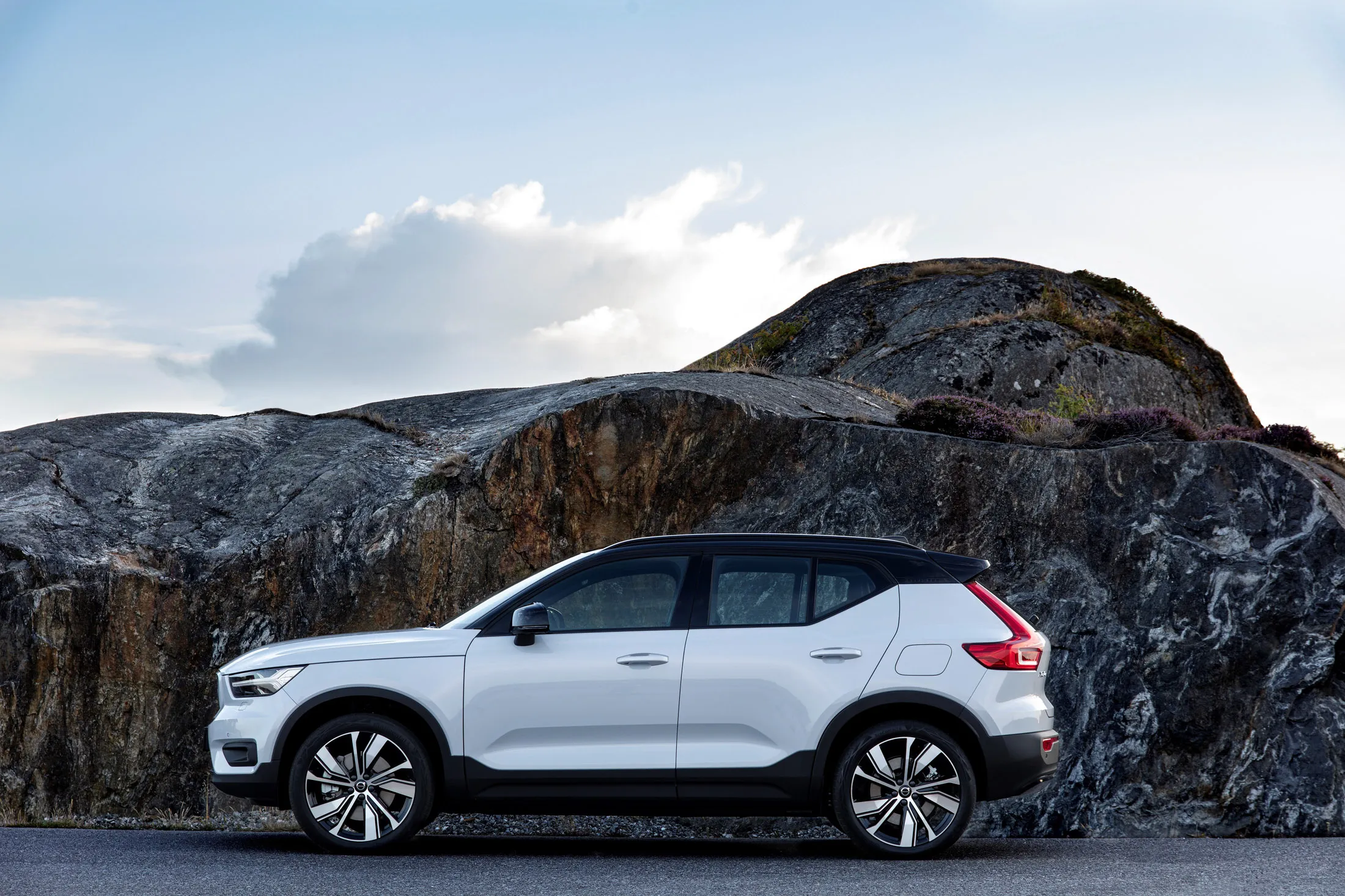 The Volvo XC40 Recharge comes with all-wheel drive&nbsp;and&nbsp;a driving range of nearly 230 miles.&nbsp;