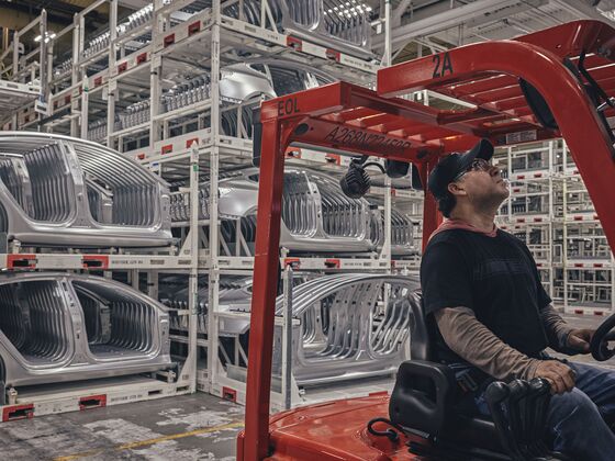 Inside Tesla’s Model 3 Factory