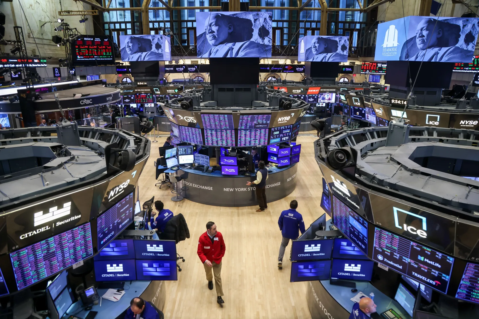 クオンツファンド、2026年は波乱の滑り出し－ポジション集中で損失 - Bloomberg