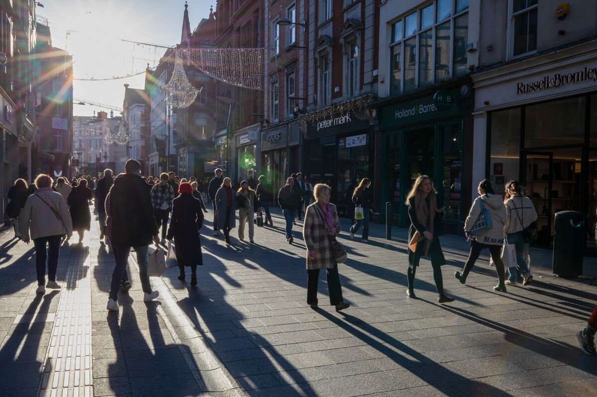 Ireland’s Economy Contracts for First Time in Almost Two Years