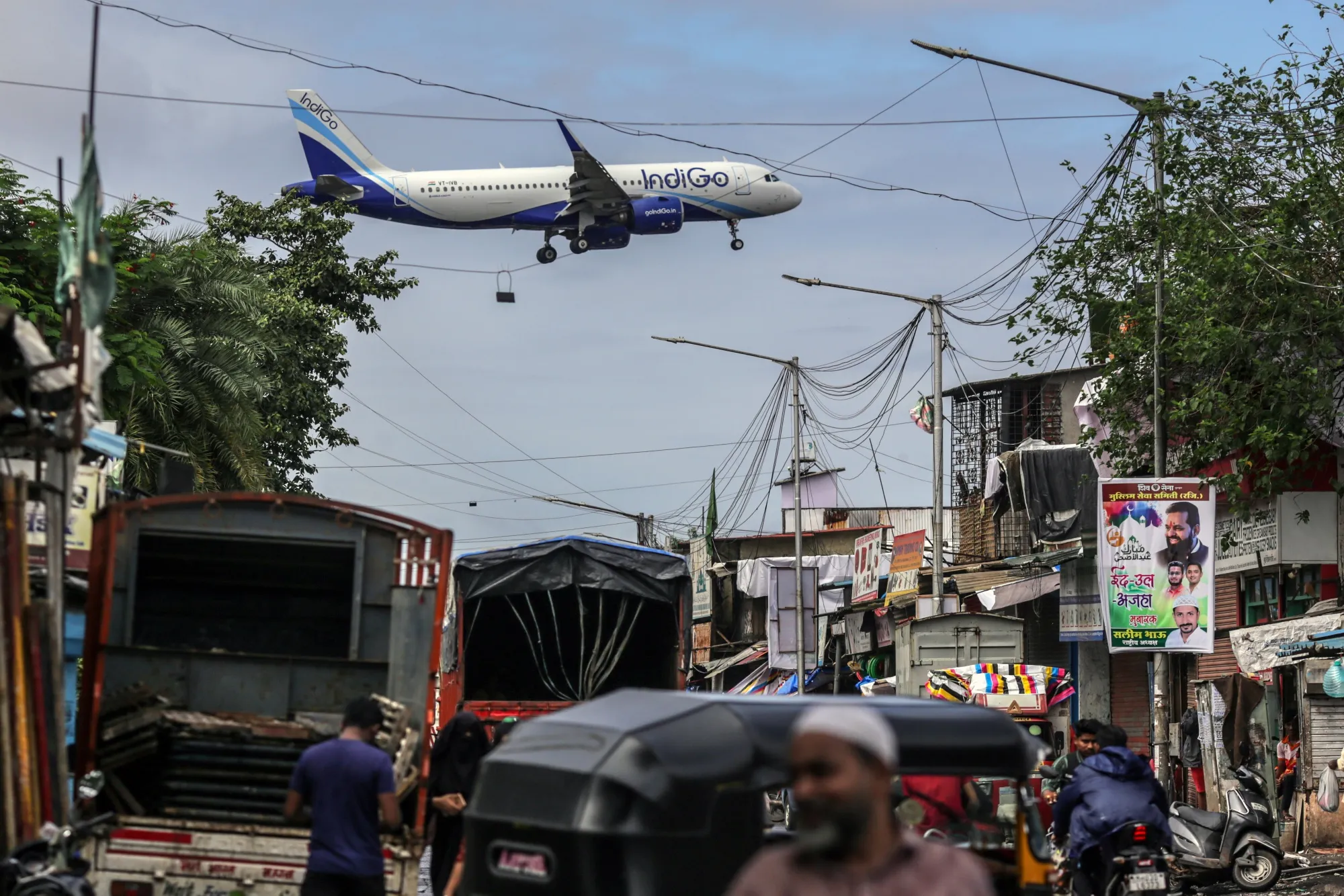 IndiGo’s capacity grew by almost 27%&nbsp;last quarter, while the number of passengers carried rose by more than 23%.&nbsp;
