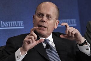 UnitedHealth Chair, Executives Sold $102 Million in Stock Before US Probe Became Public