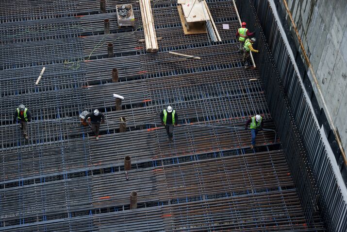 Governor Hochul Meets Construction Workers As Trump Says Government Won’t Pay for NJ-NY Tunnel ‘Cost Overruns’