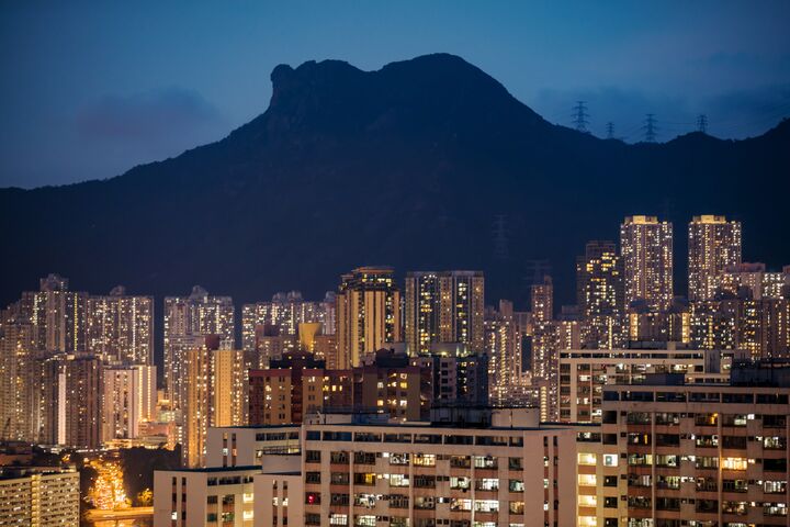 Hong Kong Property Prices Are Rising Again After Slump - Bloomberg