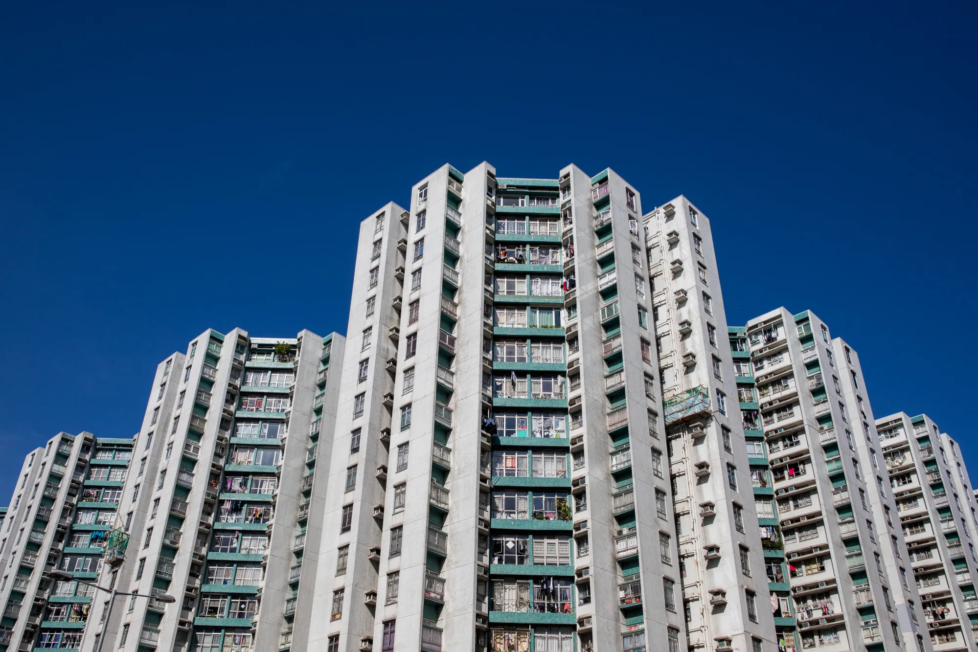 Hong Kong Housing Correction of 15% Possible, Gaw Capital Says - Bloomberg, image size:1999x1333