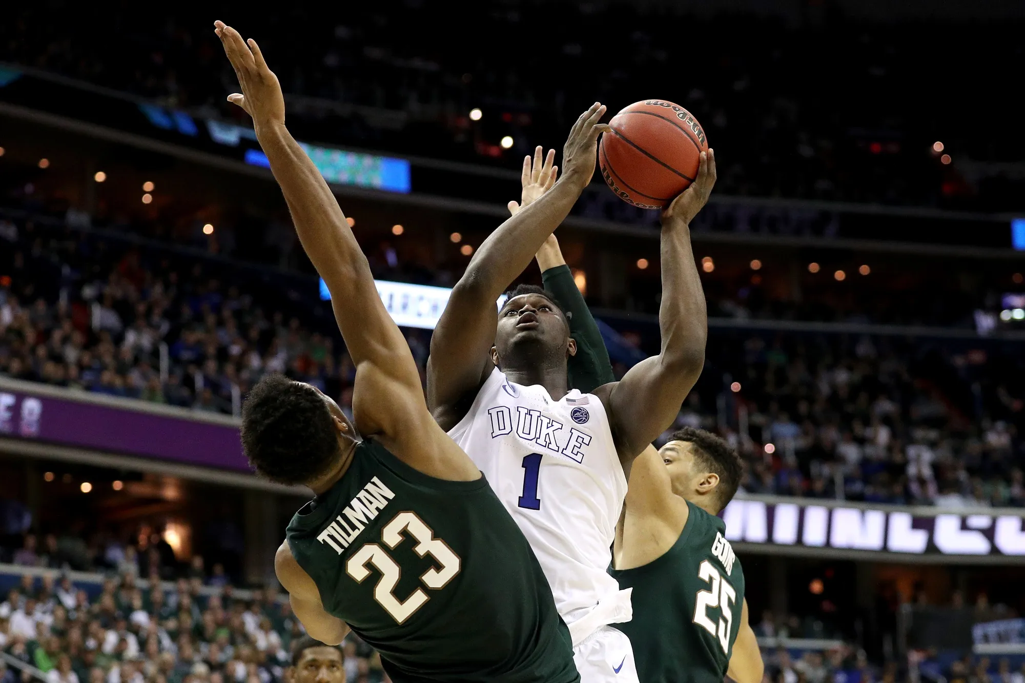 Zion Williamson Signs Shoe Deal With Nike for Jordan Brand Bloomberg