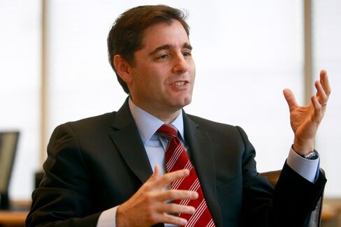 FCC Chairman Grants AT&T???s Wish: Nationwide 4G Band