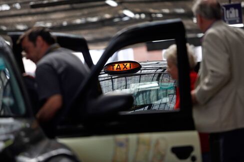 “We licensed Uber a while ago in the knowledge that it will prove very difficult for the established black cab trade,” Johnson said. “We have to make sure that we do what we can to give the black cab trade a level playing field.”