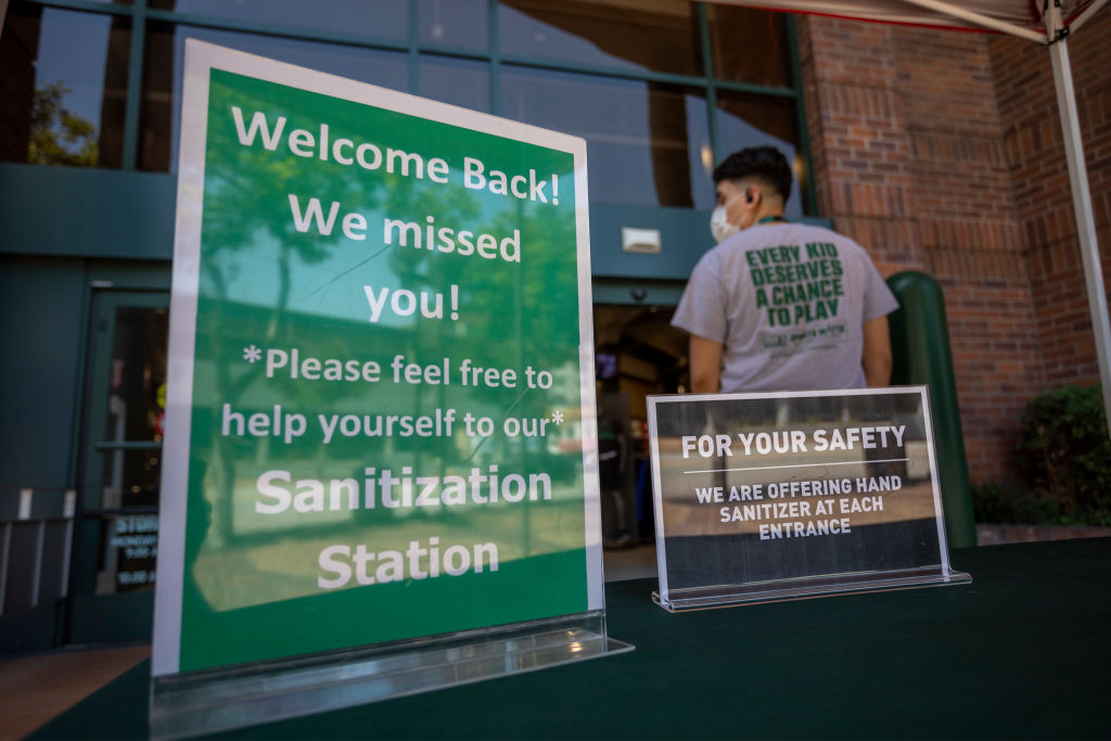 The Weekly Fix All About Yield Curves, Rampant and Controlled Bloomberg