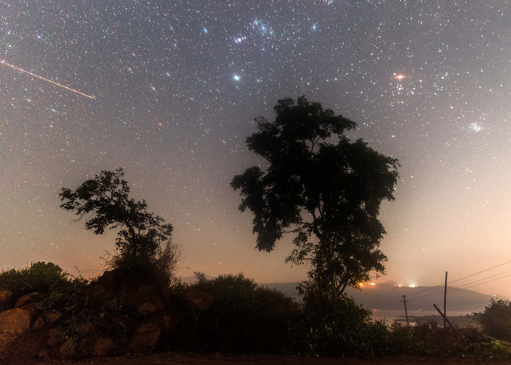 Turn Skyward to Catch One of World’s Best Meteor Showers Bloomberg