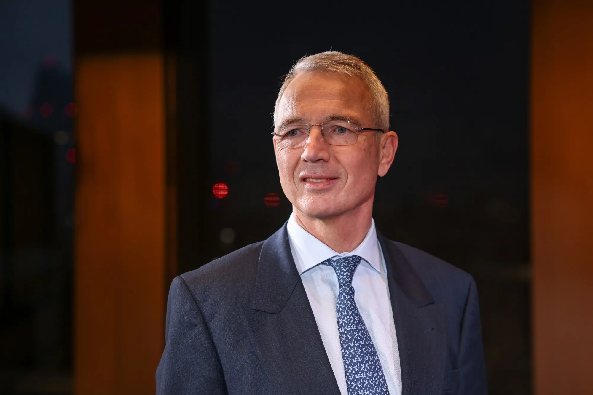 Axel Scheumann Credit Suisse Chairman Waives $1.6 Million Award, Takes Pay Cut - Bloomberg
