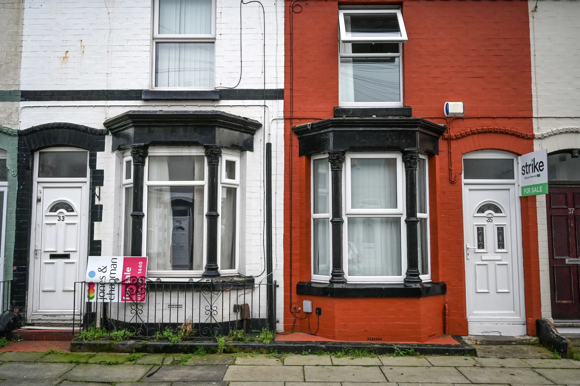 Soaring interest rates and the a cost-of-living squeeze has&nbsp;strained affordability for many buyers.