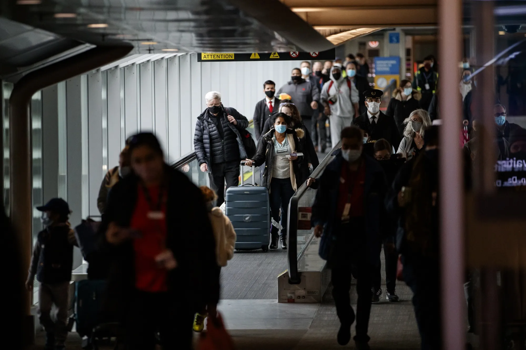 Canadians Told To Avoid Traveling Abroad As Omicron Spreads