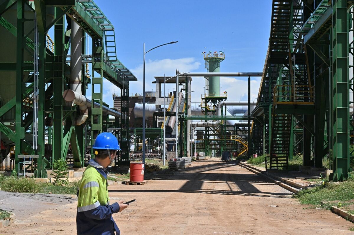 assets.bwbx.io image